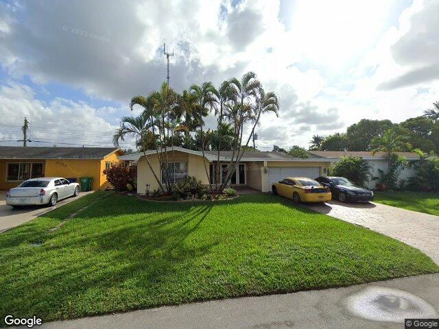 House image located at Hollywood, FL 33023