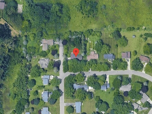 House image located at Flint, MI 48532