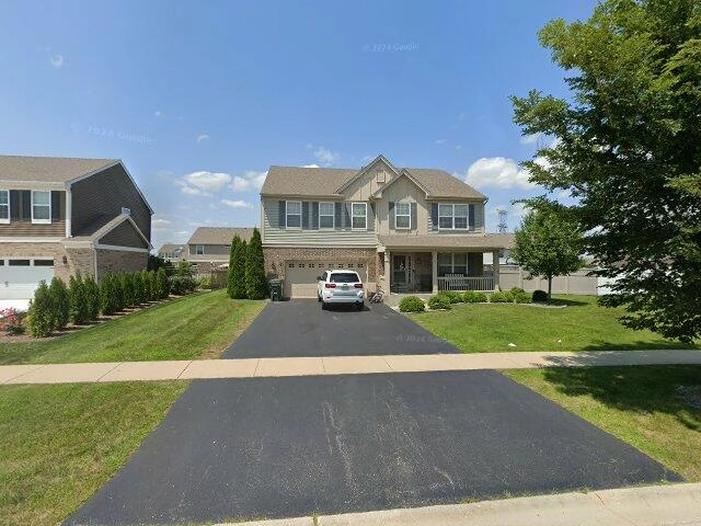 House image located at New Lenox, IL 60451