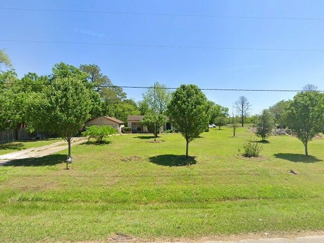 House image located at Angleton, TX 77515