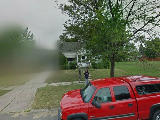 House image located at Flint, MI 48507