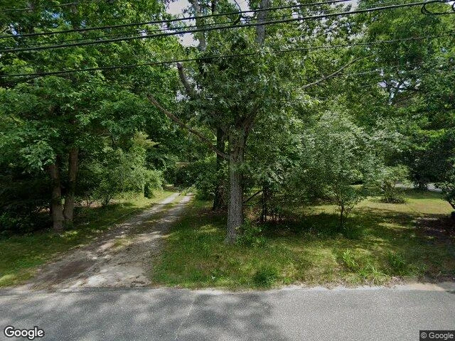 House image located at Ridge, NY 11961