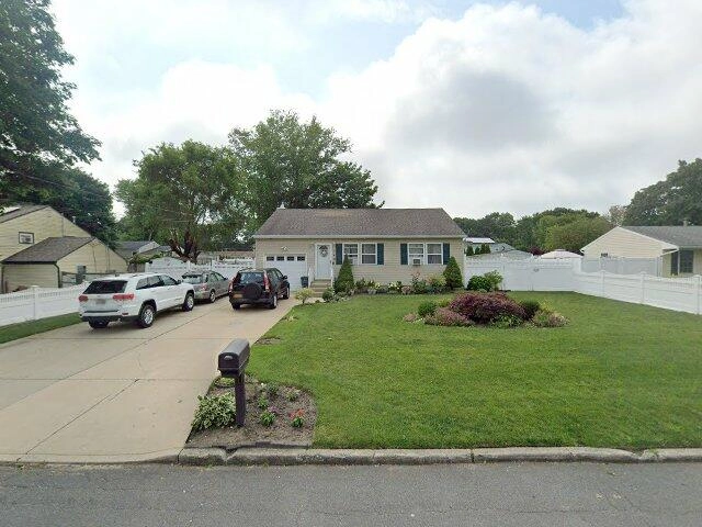 House image located at Patchogue, NY 11772