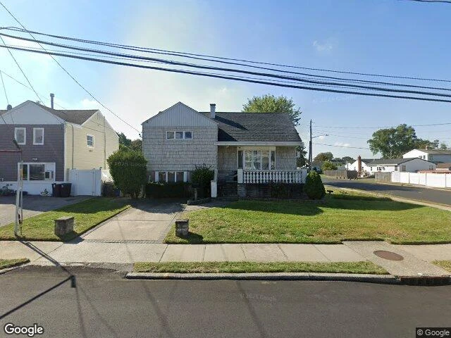 House image located at North Babylon, NY 11703