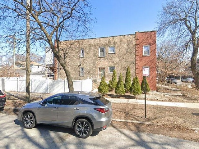 House image located at Chicago, IL 60660