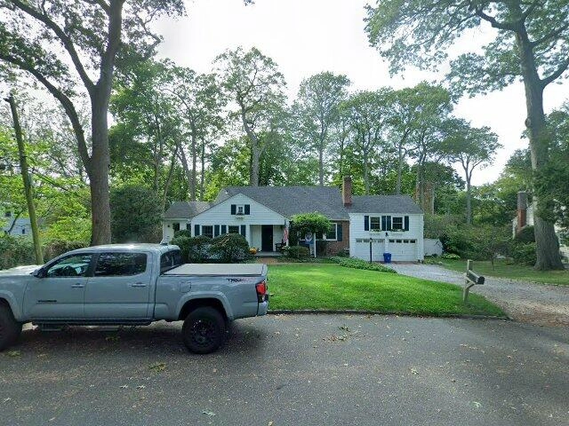 House image located at Trenton, NJ 08628