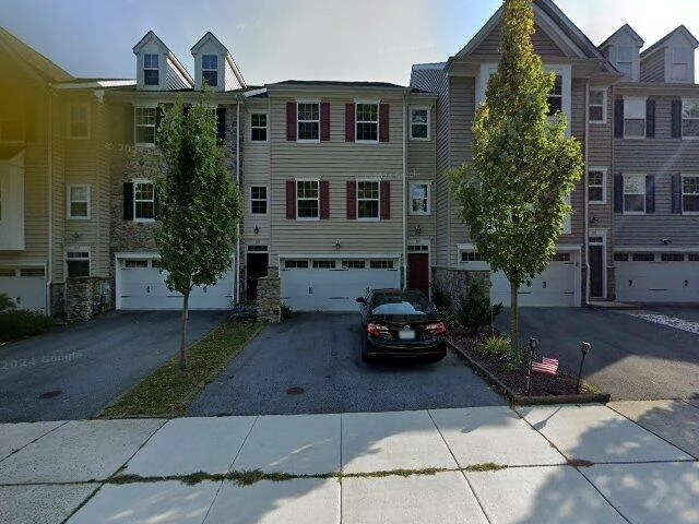 House image located at Newark, DE 19702