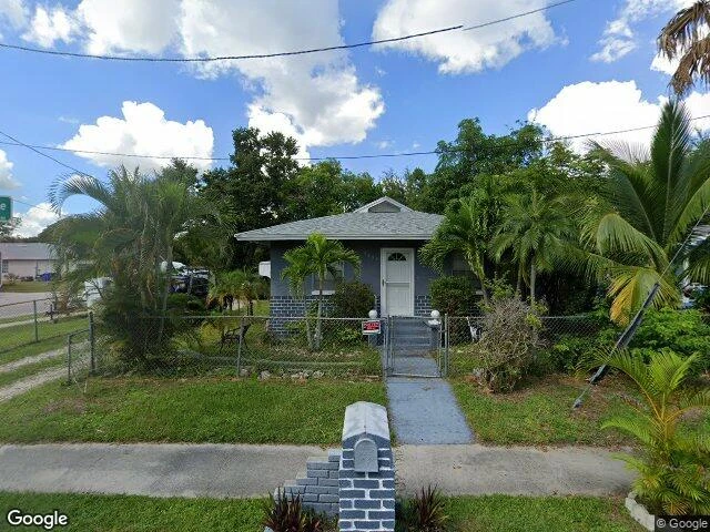 House image located at Fort Myers, FL 33916