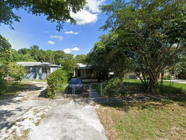 House image located at Miami, FL 33168