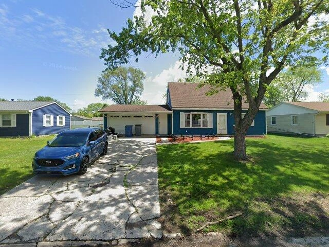 House image located at Valparaiso, IN 46385