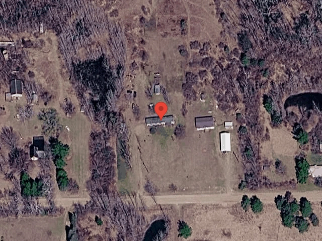 House image located at Clifford, MI 48727