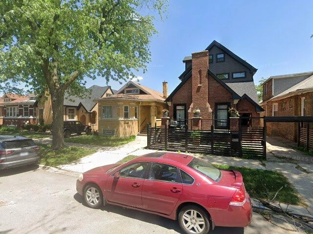 House image located at Chicago, IL 60617