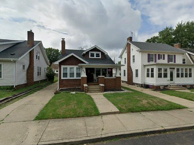 House image located at Peoria, IL 61604