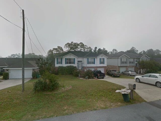 House image located at Crestview, FL 32539