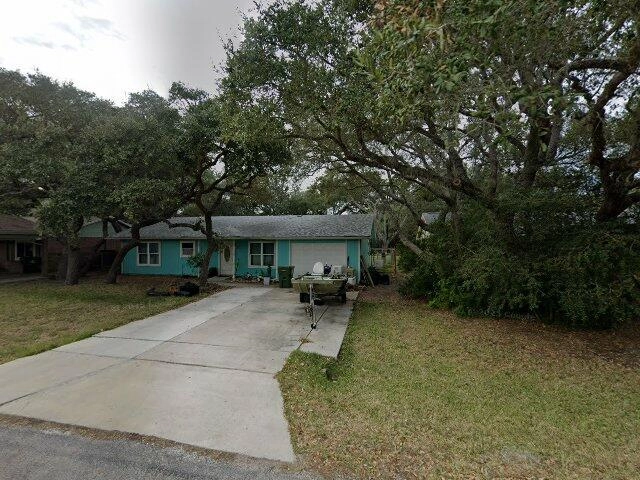 House image located at Rockport, TX 78382