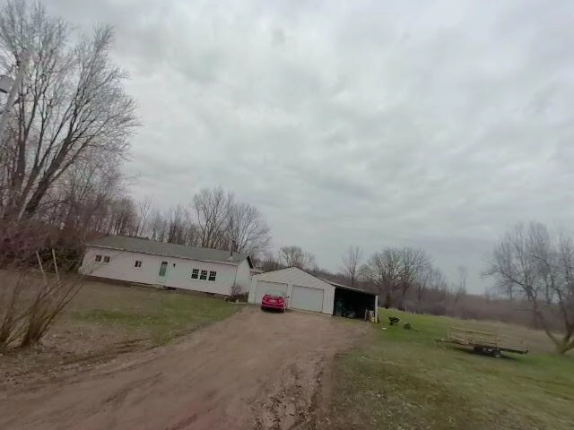 House image located at Laingsburg, MI 48848