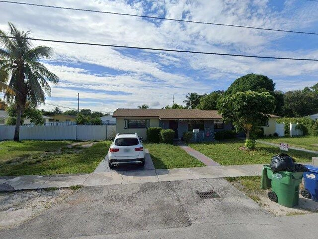 House image located at Miami, FL 33169