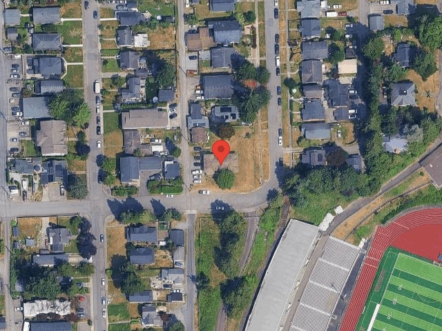House image located at Everett, WA 98201