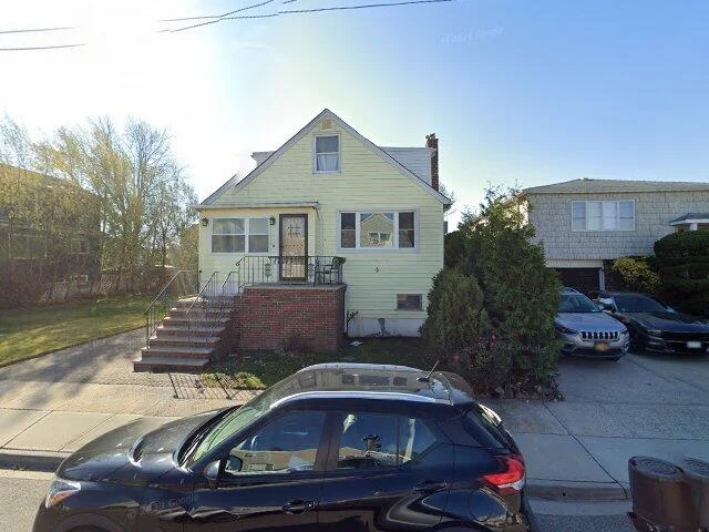 House image located at Island Park, NY 11558