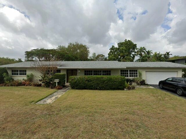 House image located at Miami, FL 33158