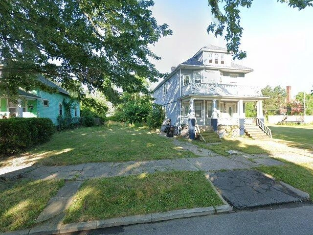 House image located at Detroit, MI 48214