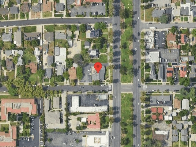 House image located at Indianapolis, IN 46201
