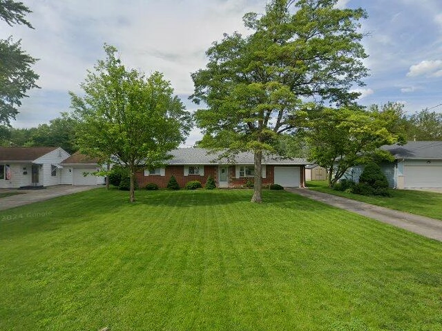 House image located at Bowling Green, OH 43402