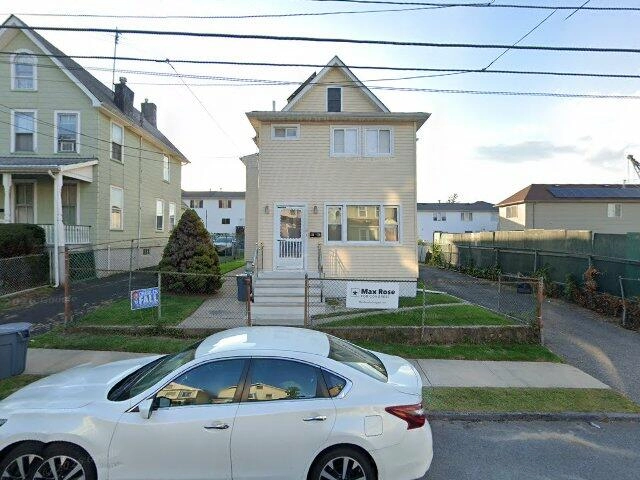 House image located at Staten Island, NY 10303