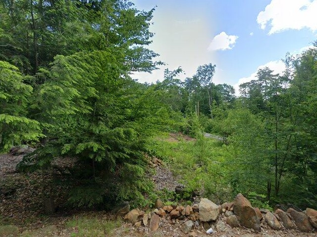 House image located at Farmington, NH 03835