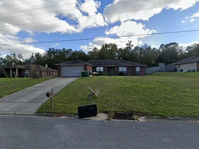 House image located at Crestview, FL 32536