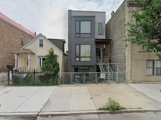 House image located at Chicago, IL 60608