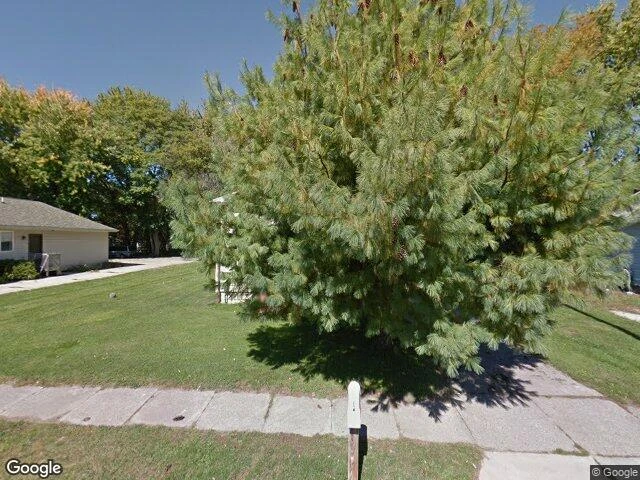 House image located at Lansing, MI 48906