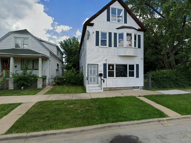 House image located at Riverdale, IL 60827