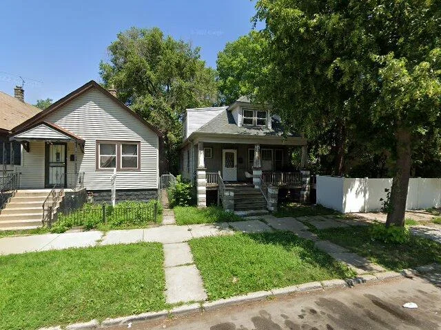 House image located at Chicago, IL 60628