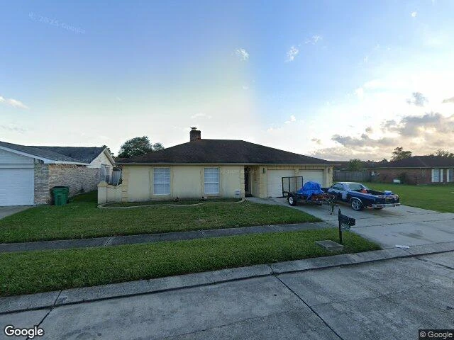 House image located at Harvey, LA 70058