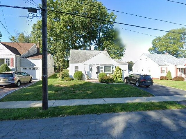 House image located at Union, NJ 07083