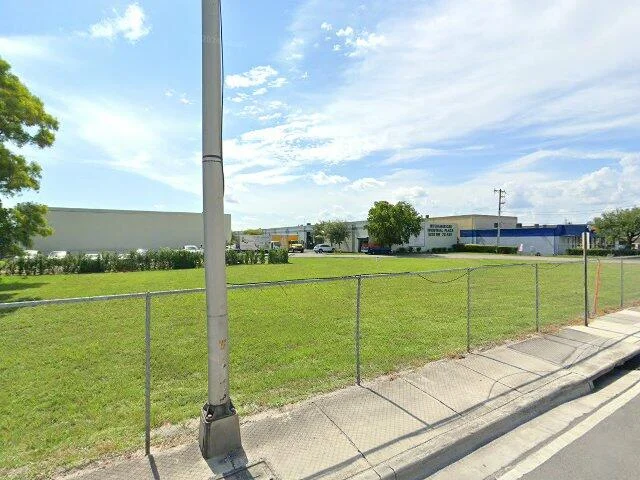 House image located at Miami, FL 33166