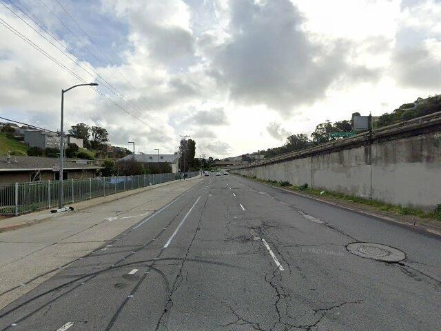 House image located at Eugene, OR 97402