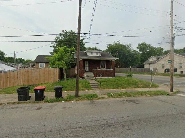 House image located at Louisville, KY 40212