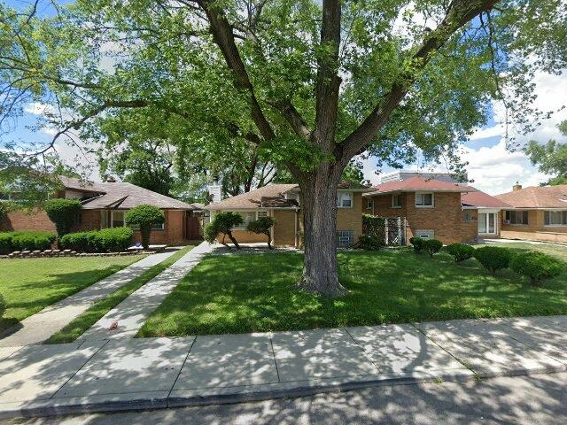 House image located at Chicago, IL 60643