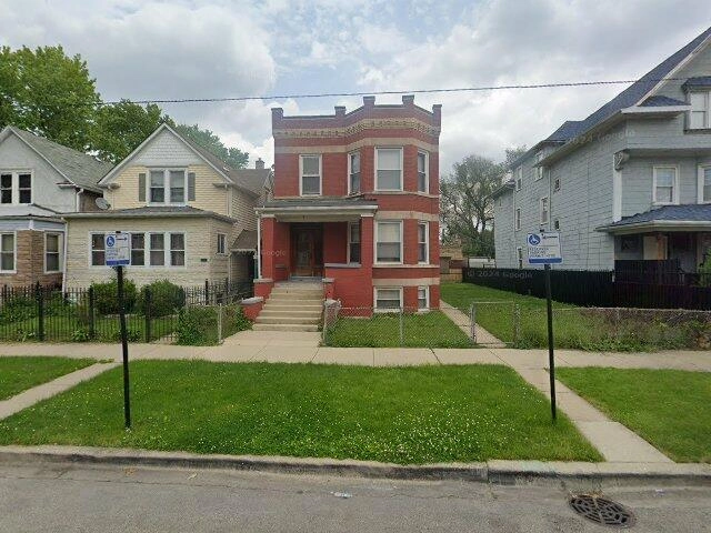 House image located at Chicago, IL 60644