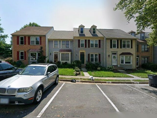 House image located at Centreville, VA 20121