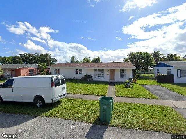 House image located at Miami, FL 33169