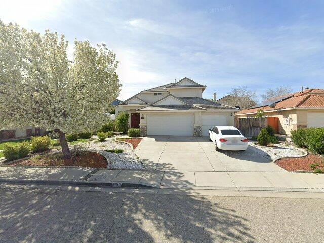 House image located at Palmdale, CA 93550