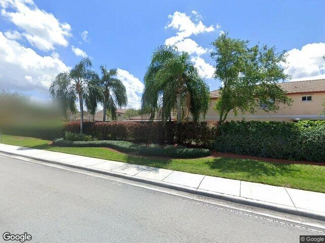 House image located at Hollywood, FL 33029