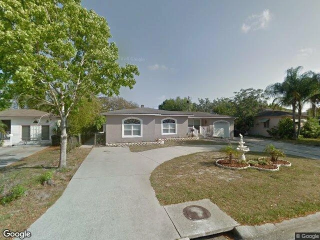 House image located at Saint Petersburg, FL 33713