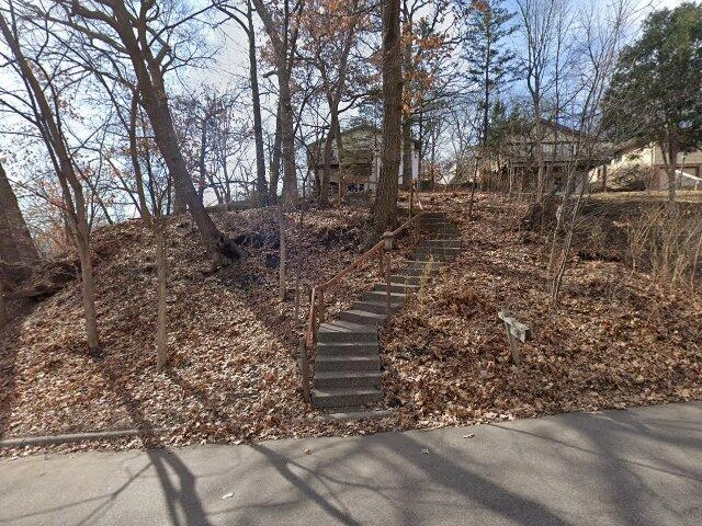 House image located at Minneapolis, MN 55427