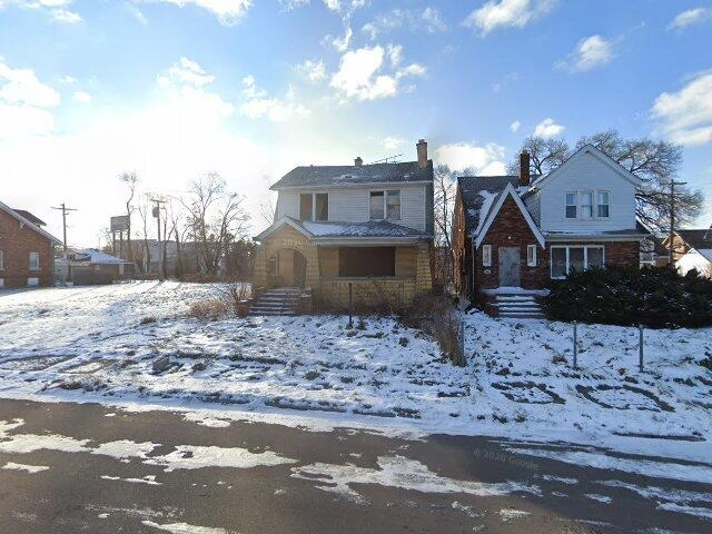 House image located at Detroit, MI 48205