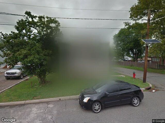 House image located at Woodbridge, NJ 07095