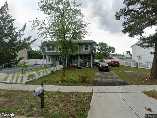 House image located at Lakehurst, NJ 08733